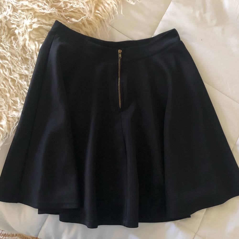 Black Skirt <3